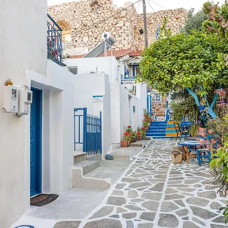 Pythagorio Blue Street Apartment With Balcony Exterior photo